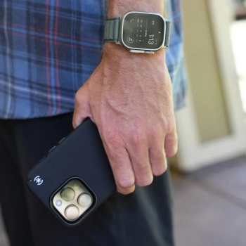 Speck Presidio2 Pro - Antybakteryjne etui iPhone 14 Pro (Black / Black / White)