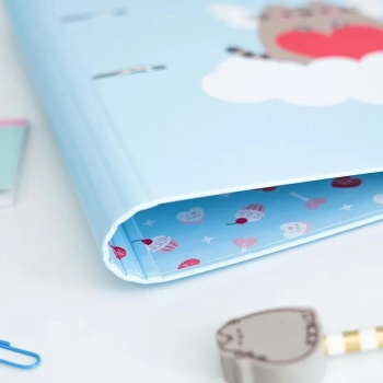 Pusheen - Segregator A4 z kolekcji Purrfect Love (2 ringi, gumka)