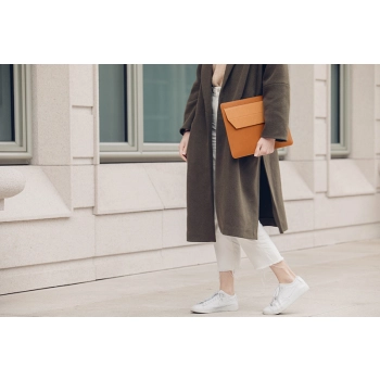 Moshi Muse 14